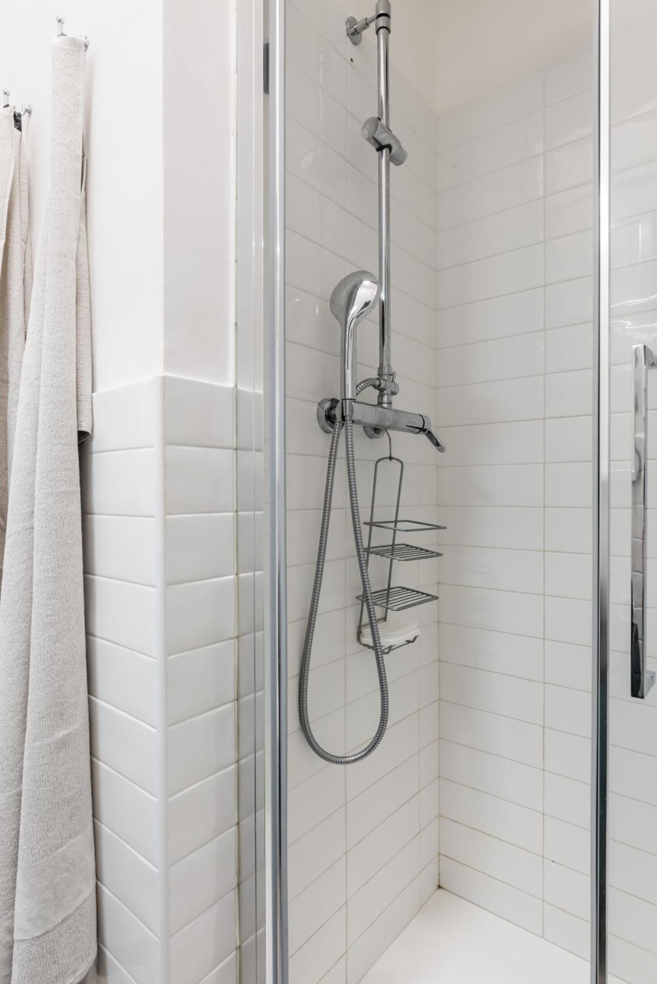 Acquario 5 Minuti, 1Br , Free A-C, Wifi & Netflix "City Center" By Tilo Genova Kültér fotó